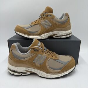 New Balance 2002R Shoes Men's 8 Beige NWB No Lid MSRP $144
